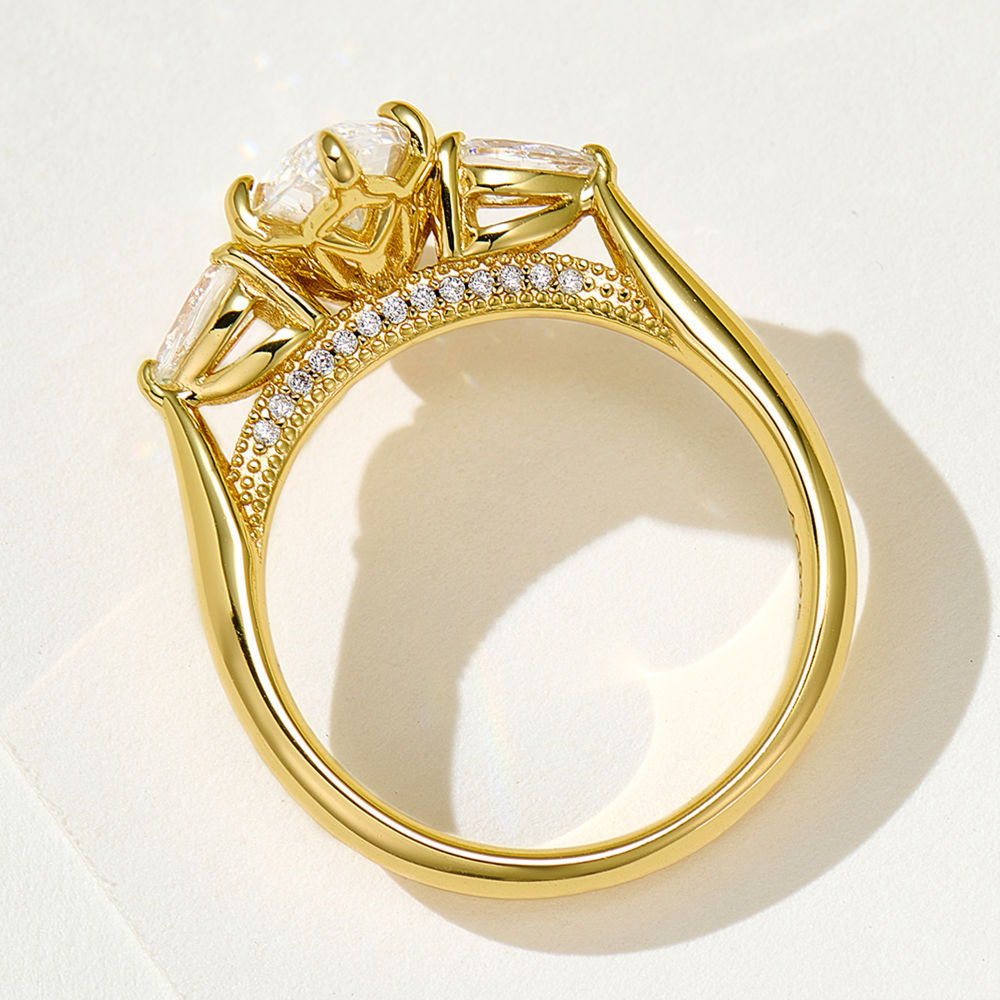 Womens Stylish And Minimalist Teardrop Pear-Shaped Ring